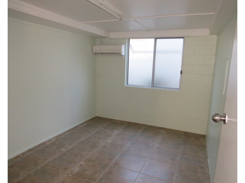 24 Sinclair Street, Bowen QLD 4805
