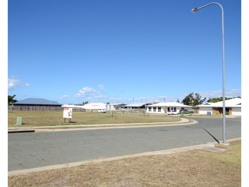 5 Hillview Place, Bowen QLD 4805