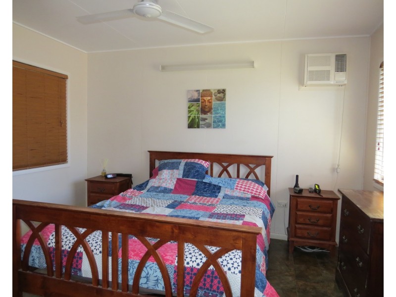 98 Gregory Street, Bowen QLD 4805