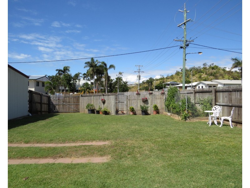 98 Gregory Street, Bowen QLD 4805