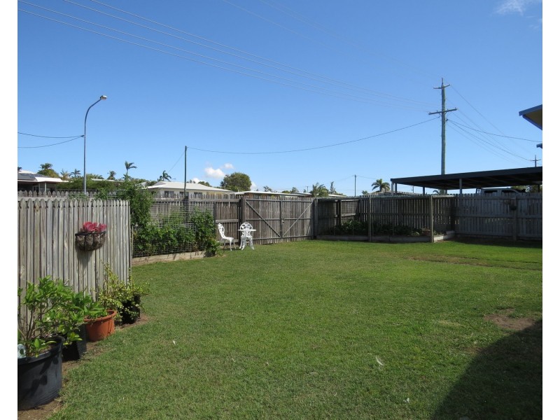98 Gregory Street, Bowen QLD 4805