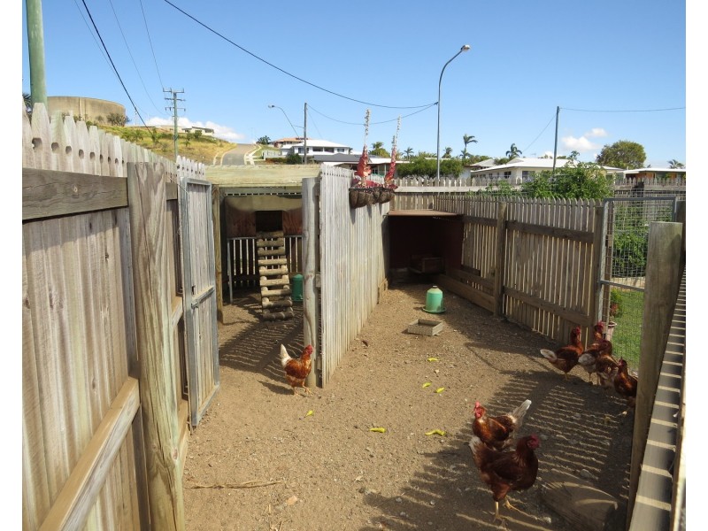 98 Gregory Street, Bowen QLD 4805
