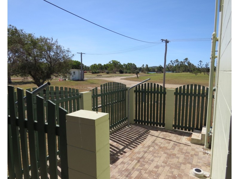 1 – 6/108 Herbert Street, Bowen QLD 4805