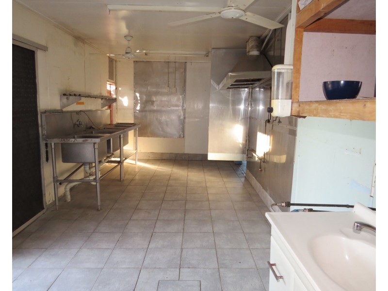 49 Leichhardt Street, Bowen QLD 4805