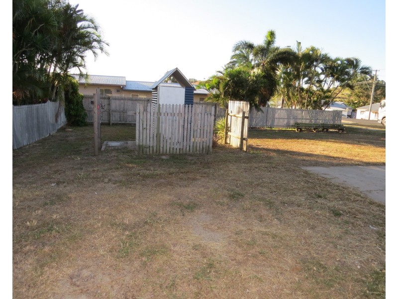 49 Leichhardt Street, Bowen QLD 4805