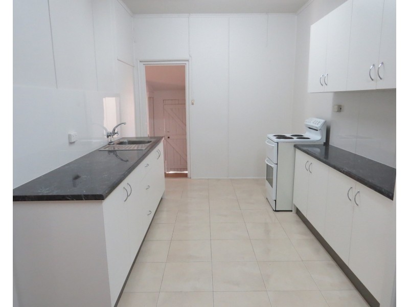 6 Canberra Street, Bowen QLD 4805