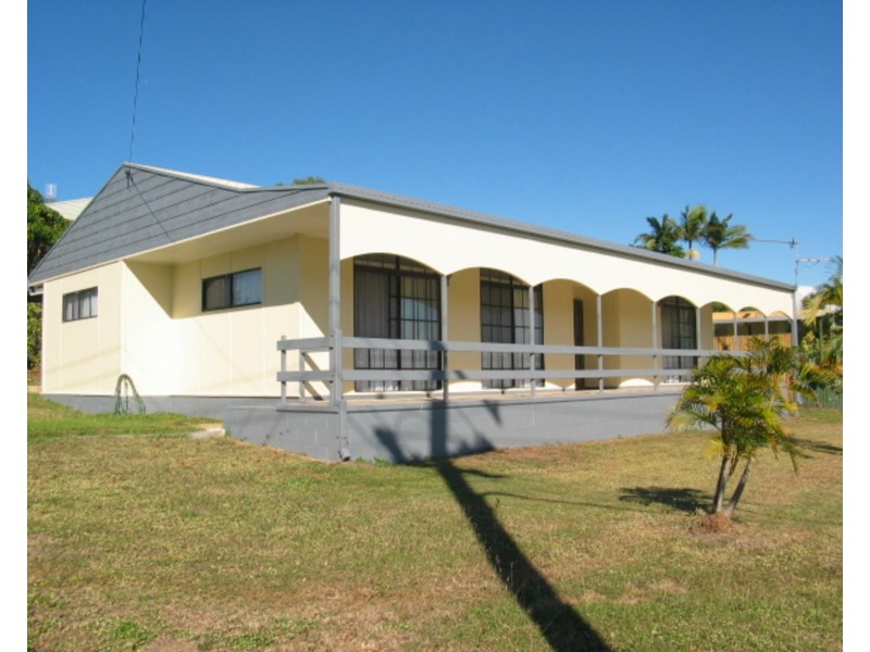 13 Sunset Crescent, Bowen QLD 4805