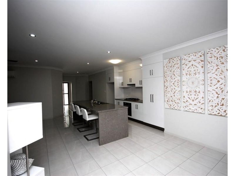 16 Lemon Grove, Bowen QLD 4805