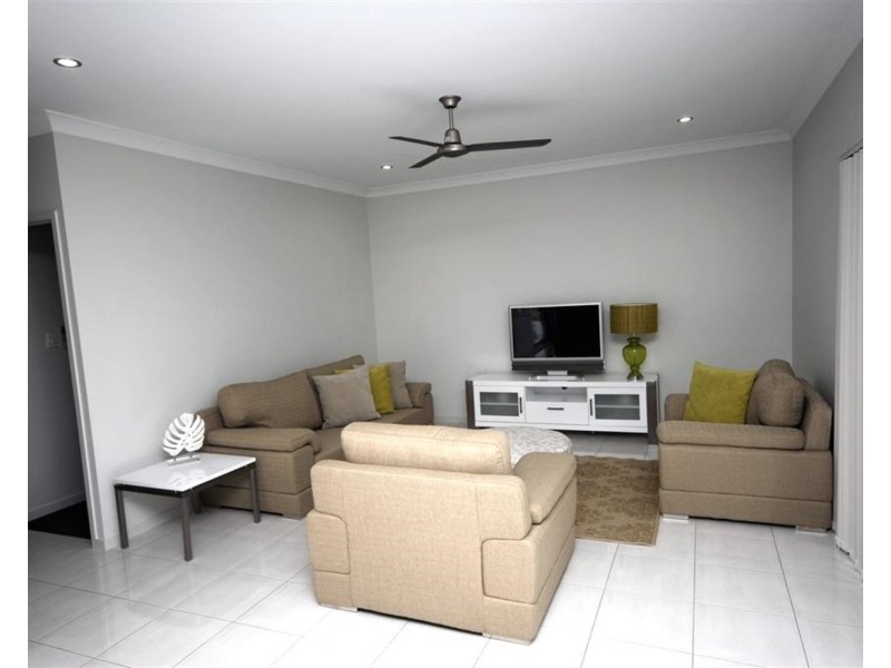 16 Lemon Grove, Bowen QLD 4805