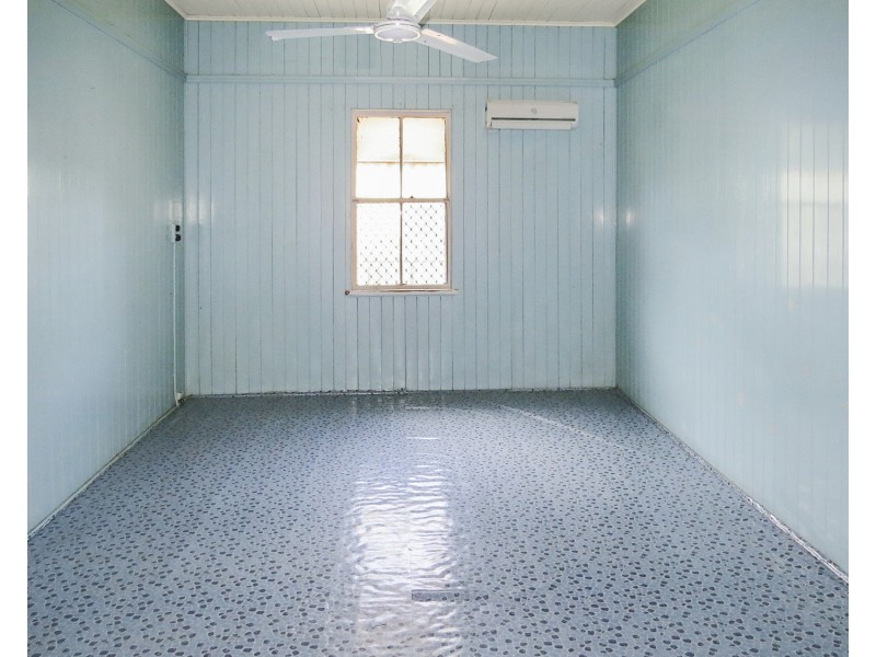 110 Herbert Street, Bowen QLD 4805