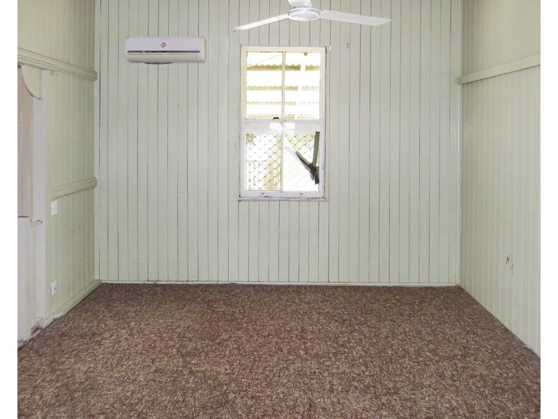 110 Herbert Street, Bowen QLD 4805