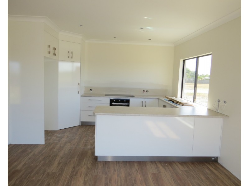 28 Harrison Court, Bowen QLD 4805