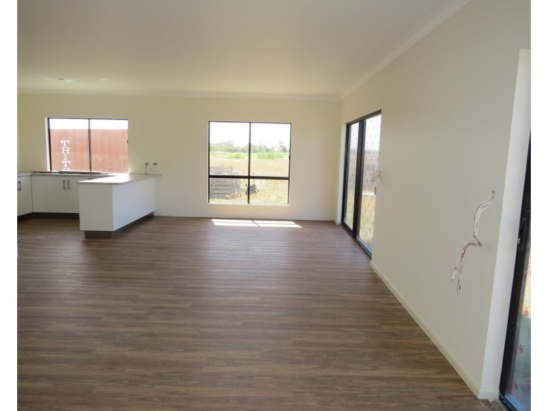 28 Harrison Court, Bowen QLD 4805