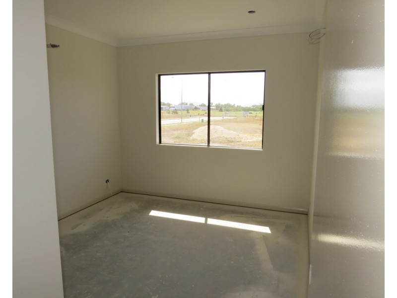 28 Harrison Court, Bowen QLD 4805