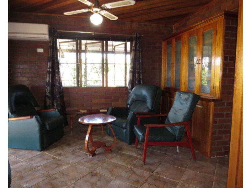 4 West Street, Bowen QLD 4805