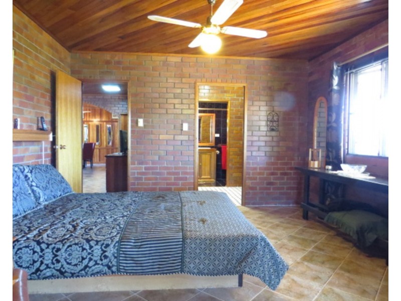 4 West Street, Bowen QLD 4805