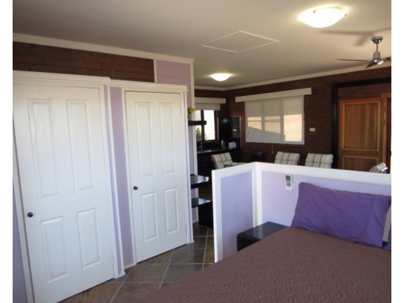 4 West Street, Bowen QLD 4805