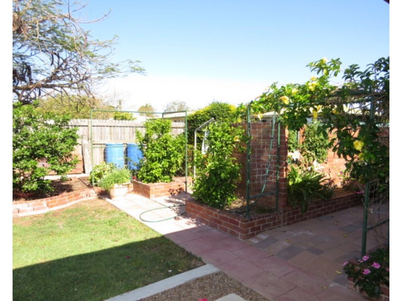 4 West Street, Bowen QLD 4805