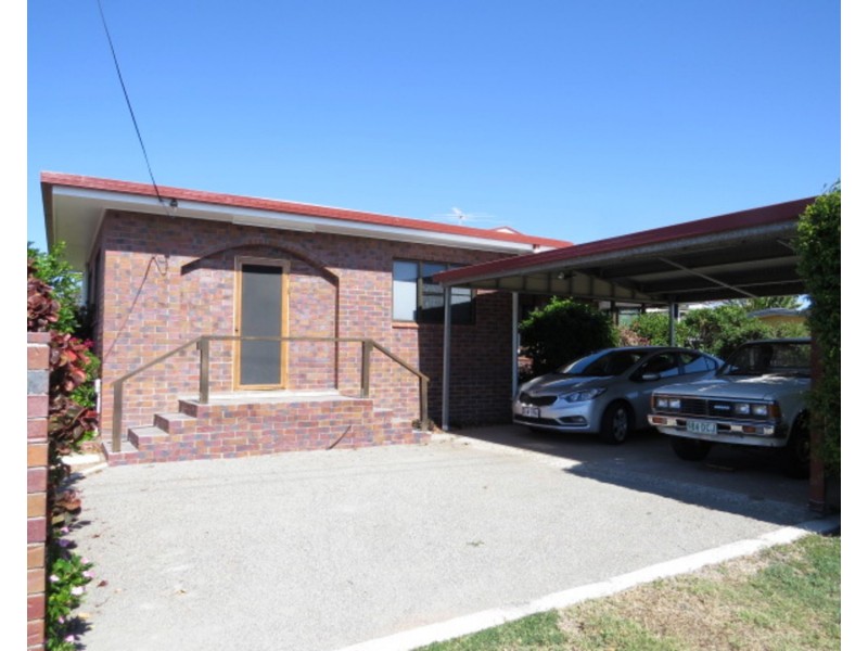 4 West Street, Bowen QLD 4805