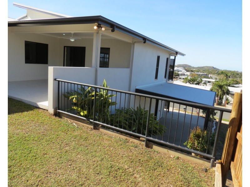 9 Allan Place, Bowen QLD 4805