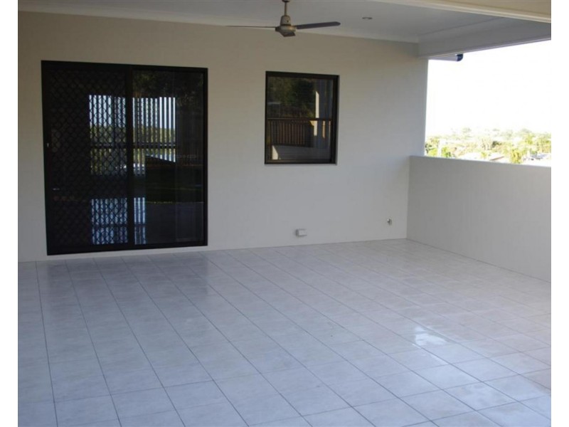 9 Allan Place, Bowen QLD 4805