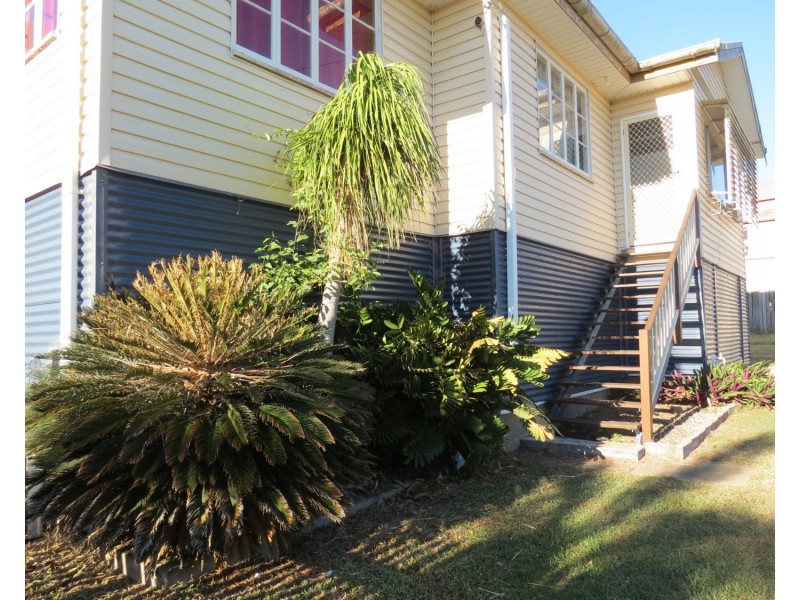 105 Powell Street, Bowen QLD 4805
