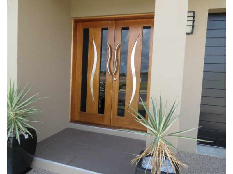 1 Cypress Crescent, Bowen QLD 4805