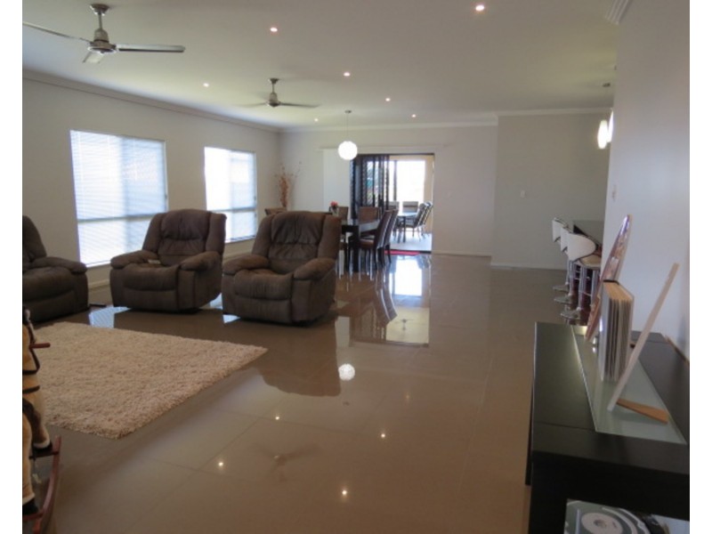 1 Cypress Crescent, Bowen QLD 4805