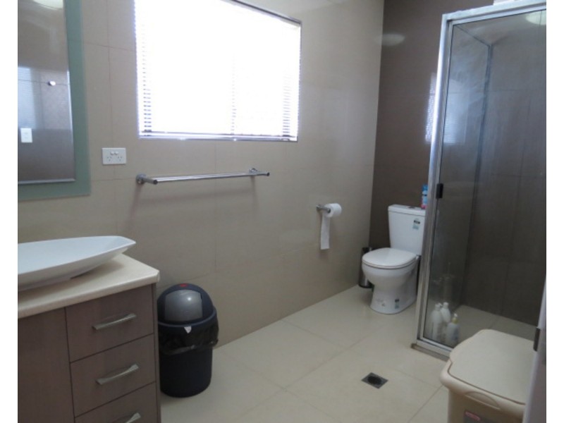 1 Cypress Crescent, Bowen QLD 4805