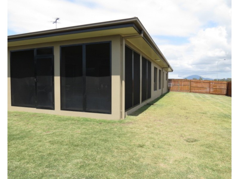 1 Cypress Crescent, Bowen QLD 4805