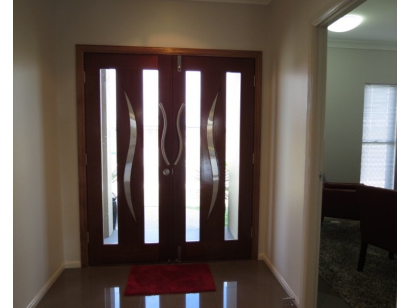 1 Cypress Crescent, Bowen QLD 4805