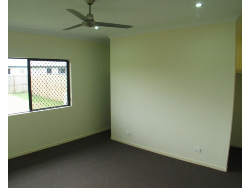 9 Ada Place, Bowen QLD 4805
