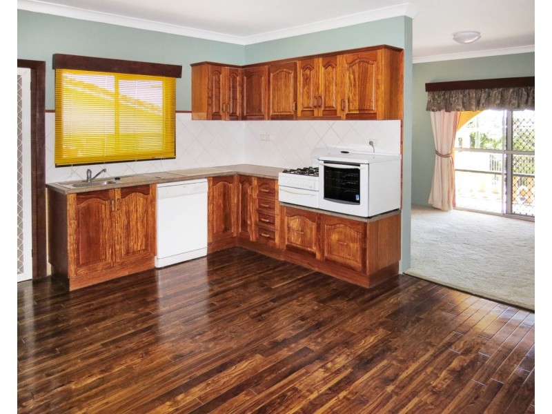 31 Mitchell Street, Bowen QLD 4805
