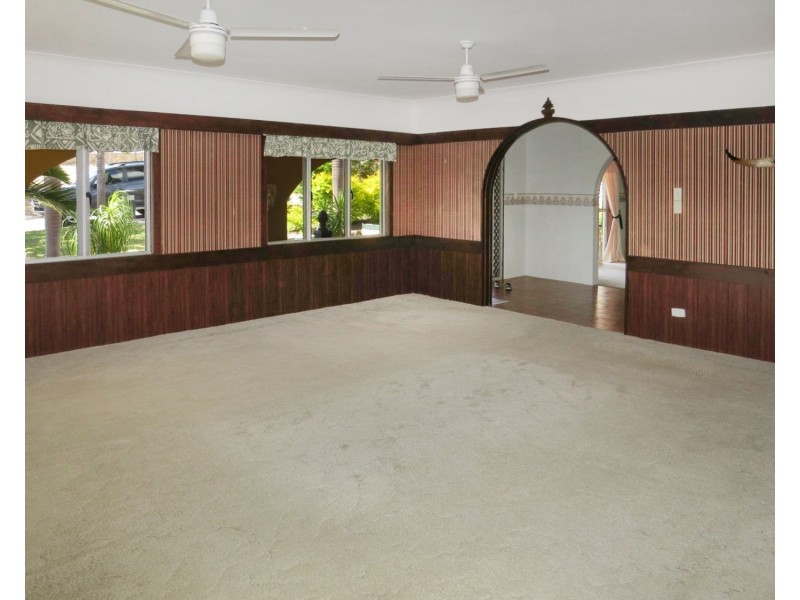 31 Mitchell Street, Bowen QLD 4805