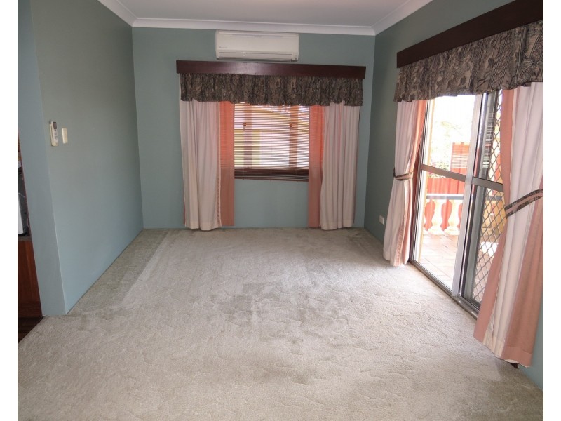 31 Mitchell Street, Bowen QLD 4805