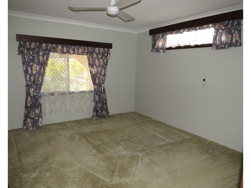 31 Mitchell Street, Bowen QLD 4805