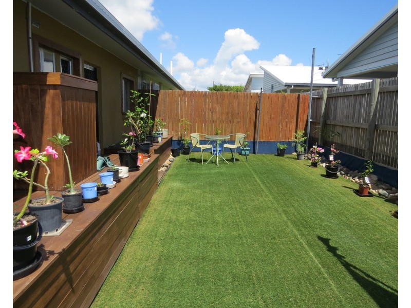 2/25 Saint Kilda Street, Bowen QLD 4805