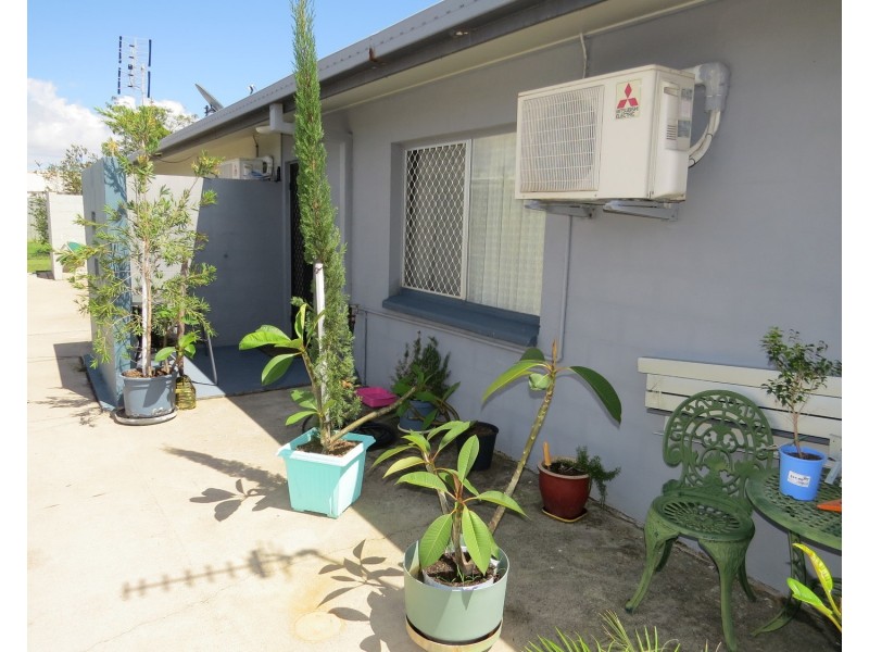 2/25 Saint Kilda Street, Bowen QLD 4805