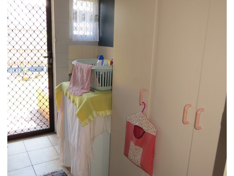 2/25 Saint Kilda Street, Bowen QLD 4805