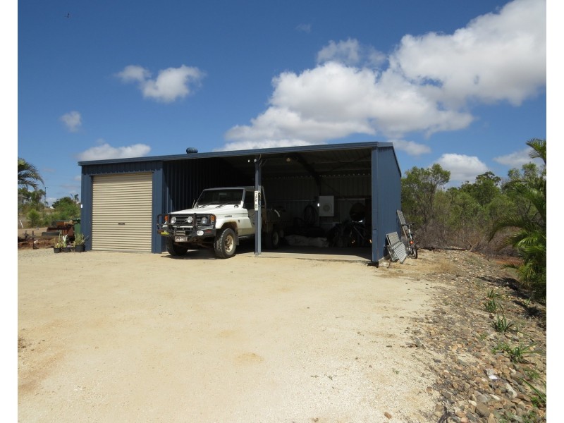 17 Bayview Crescent, Bowen QLD 4805