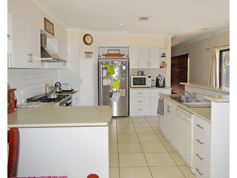 17 Bayview Crescent, Bowen QLD 4805