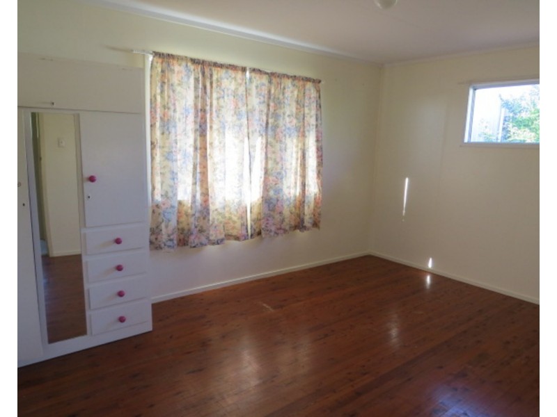 5 Rodney Street, Bowen QLD 4805