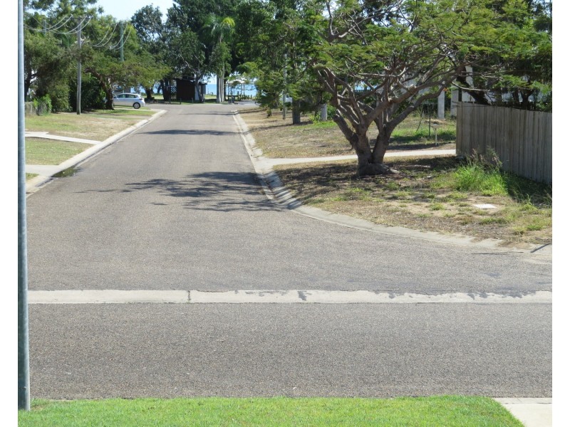 33 Coral Street, Bowen QLD 4805