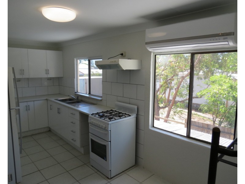 3/10 Dalrymple Street, Bowen QLD 4805