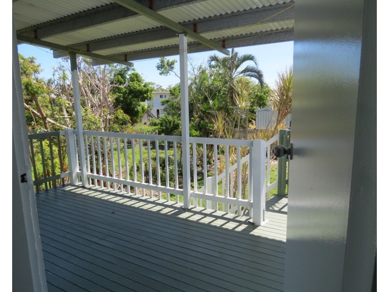 3/10 Dalrymple Street, Bowen QLD 4805