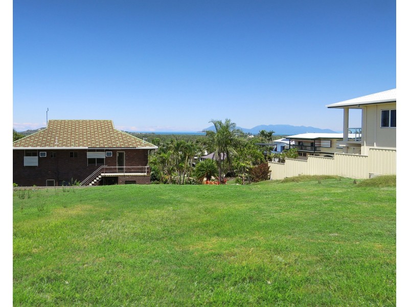 2 Pilcher Place, Bowen QLD 4805