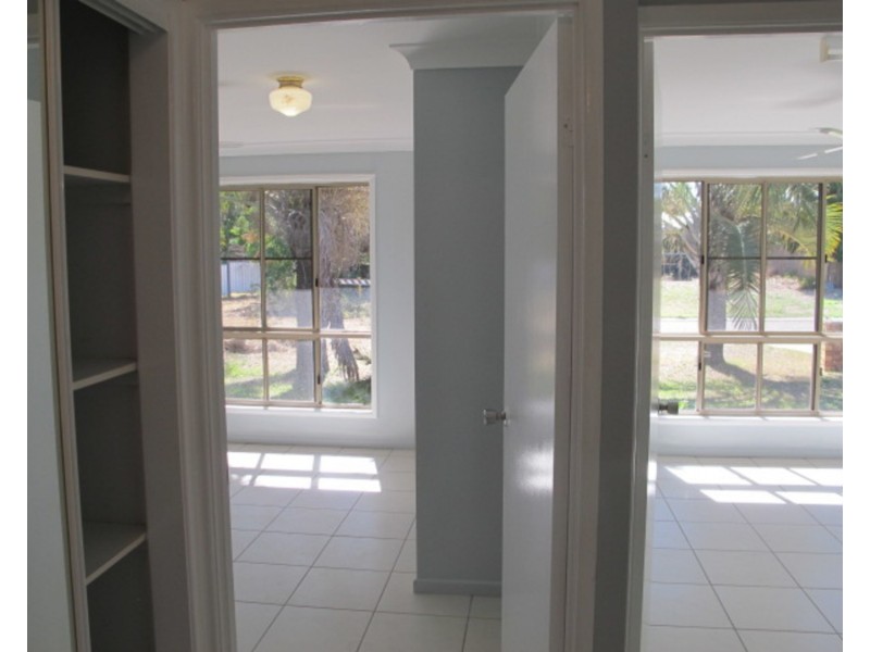 39 Coral Street, Bowen QLD 4805