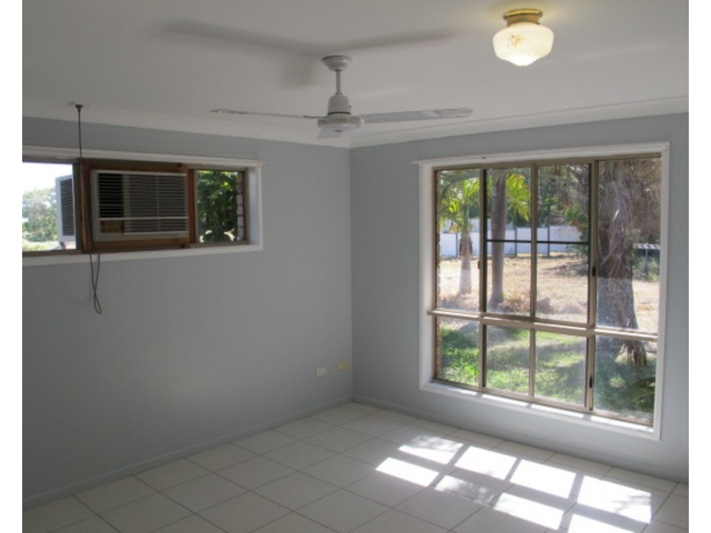 39 Coral Street, Bowen QLD 4805