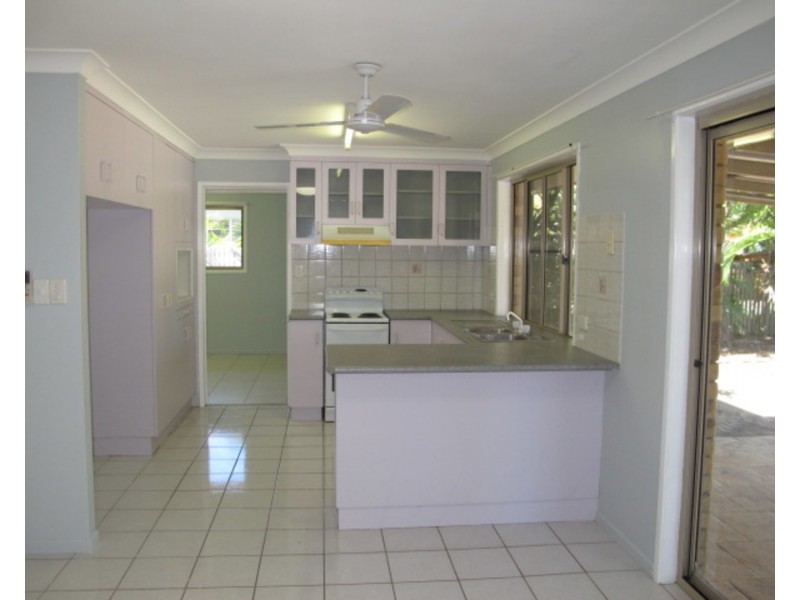 39 Coral Street, Bowen QLD 4805