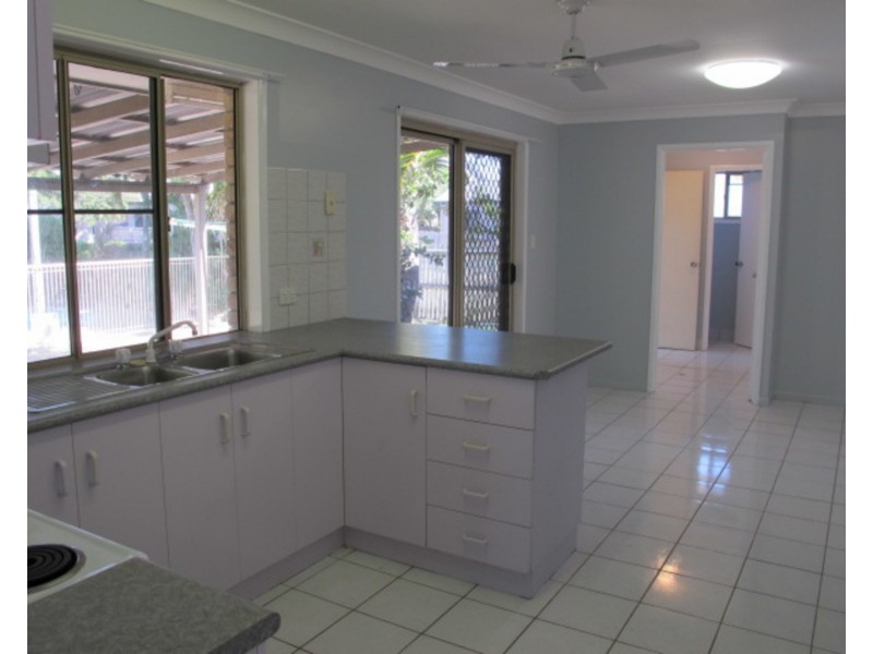 39 Coral Street, Bowen QLD 4805